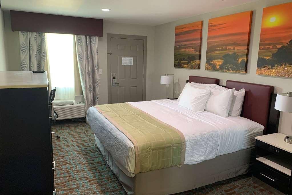 Mid Ohio Inn Bellville Room photo